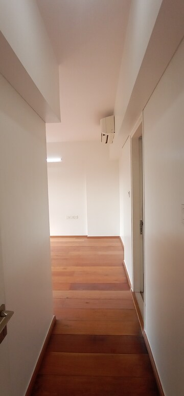 Room in 2 BHK Apartment at Godrej The Trees, Vikhroli East – for Rent