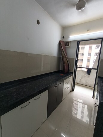 रेसिडेन्शियल फ्लॅट वर्ग फुट फॉर रीसेल इन दोंबिवली ईस्ट ठाणे  7683060