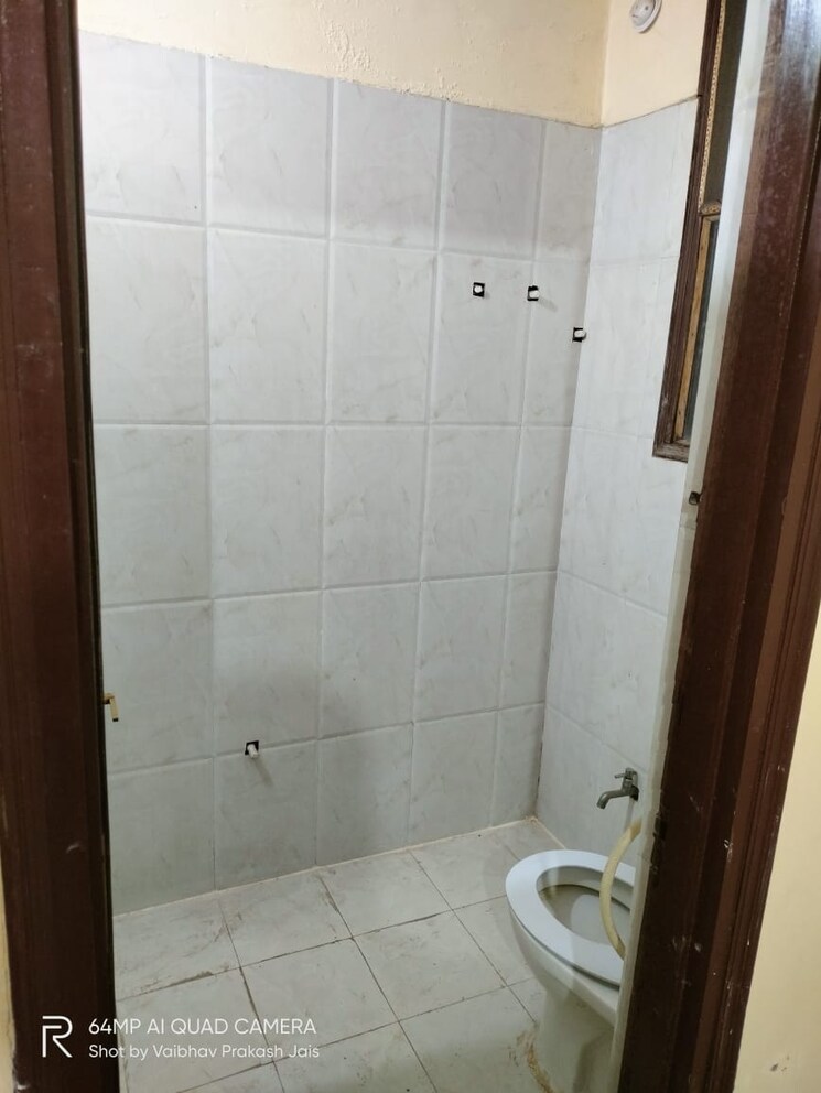 Bathroom, mahmoorganj 2 Bedroom 375 Sq.Ft. Independent House In Mahmoorganj Varanasi 5982683