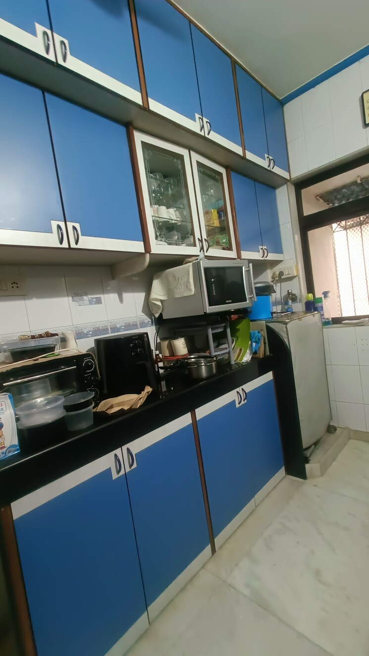 Kitchen, praneeta-chs-ltd 2 Bedroom 835 Sq.Ft. Apartment In Borivali West Mumbai 7683320