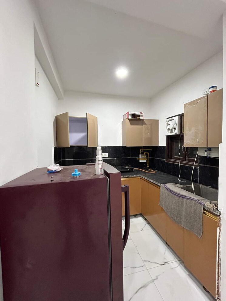 Kitchen, chattarpur 3 Bedroom 150 Sq.Yd. Apartment In Chattarpur Delhi 7683778