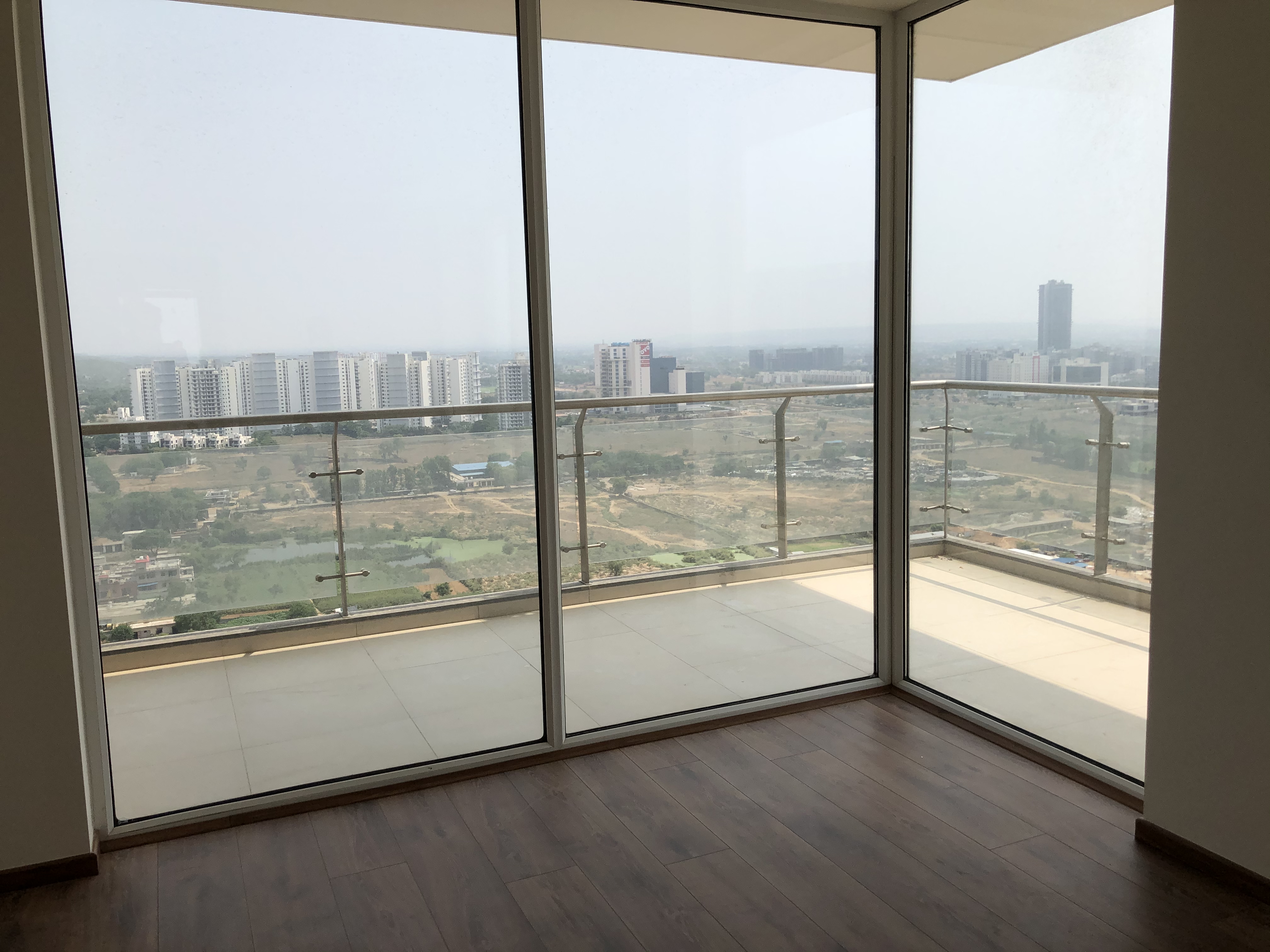 4 BHK Apartment For Rent in Mahindra Luminare Sector 59 Gurgaon  7683815