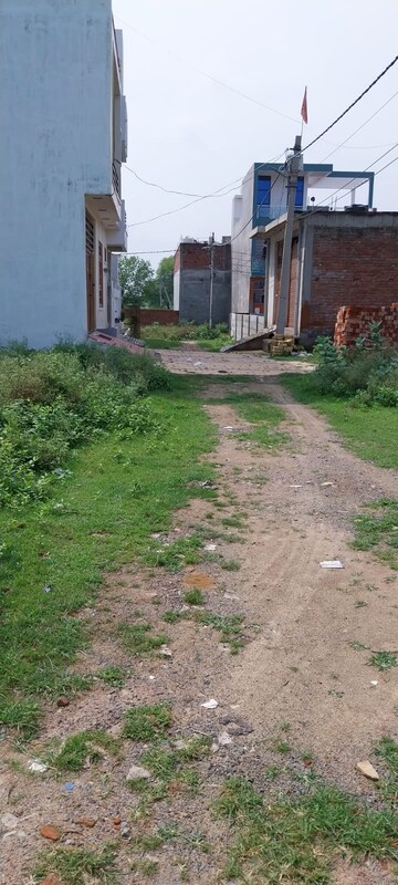  Plot – Garden View at Nijampur Malhaur - for Sale