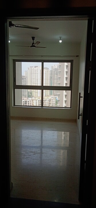 2 BHK Apartment For Rent in Kalpataru Paramount Kapur Bawdi Thane  7684058