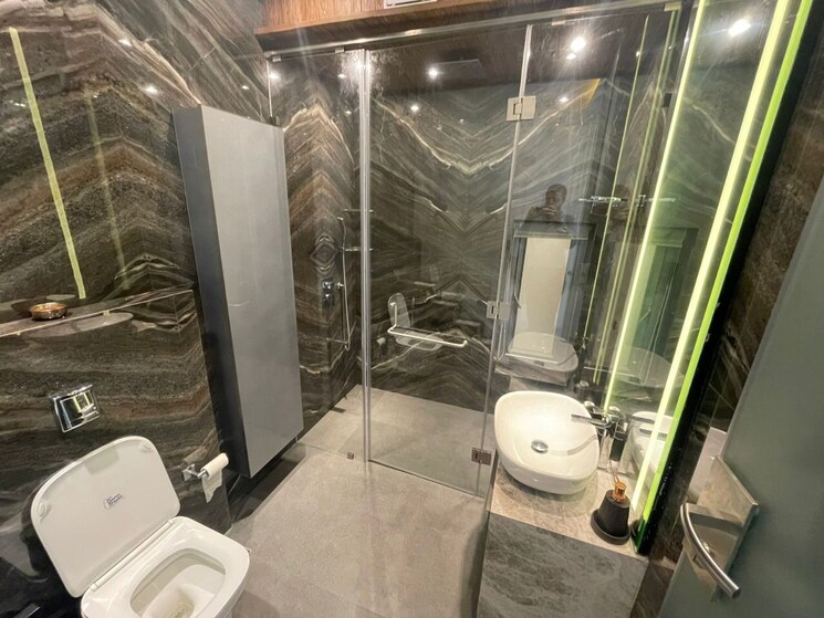 Bathroom, mittal-ruia-park 4 Bedroom 5500 Sq.Ft. Villa In Juhu Mumbai 7684088