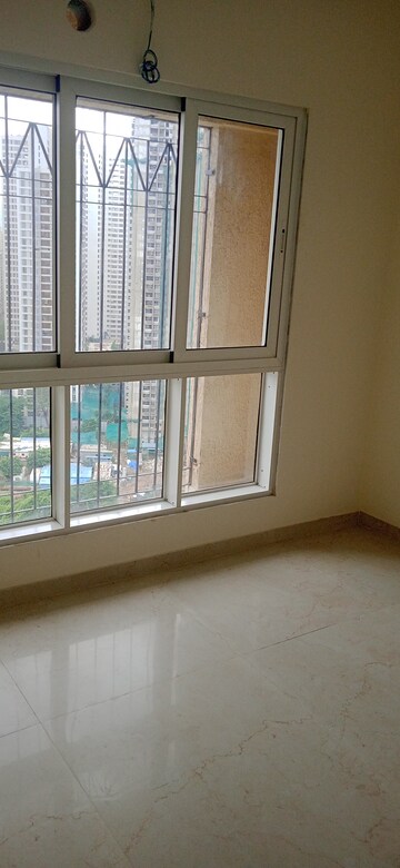 Room in 2 BHK Apartment at Dosti West County Phase 4 Dosti Pine, Balkum Pada – for Sale
