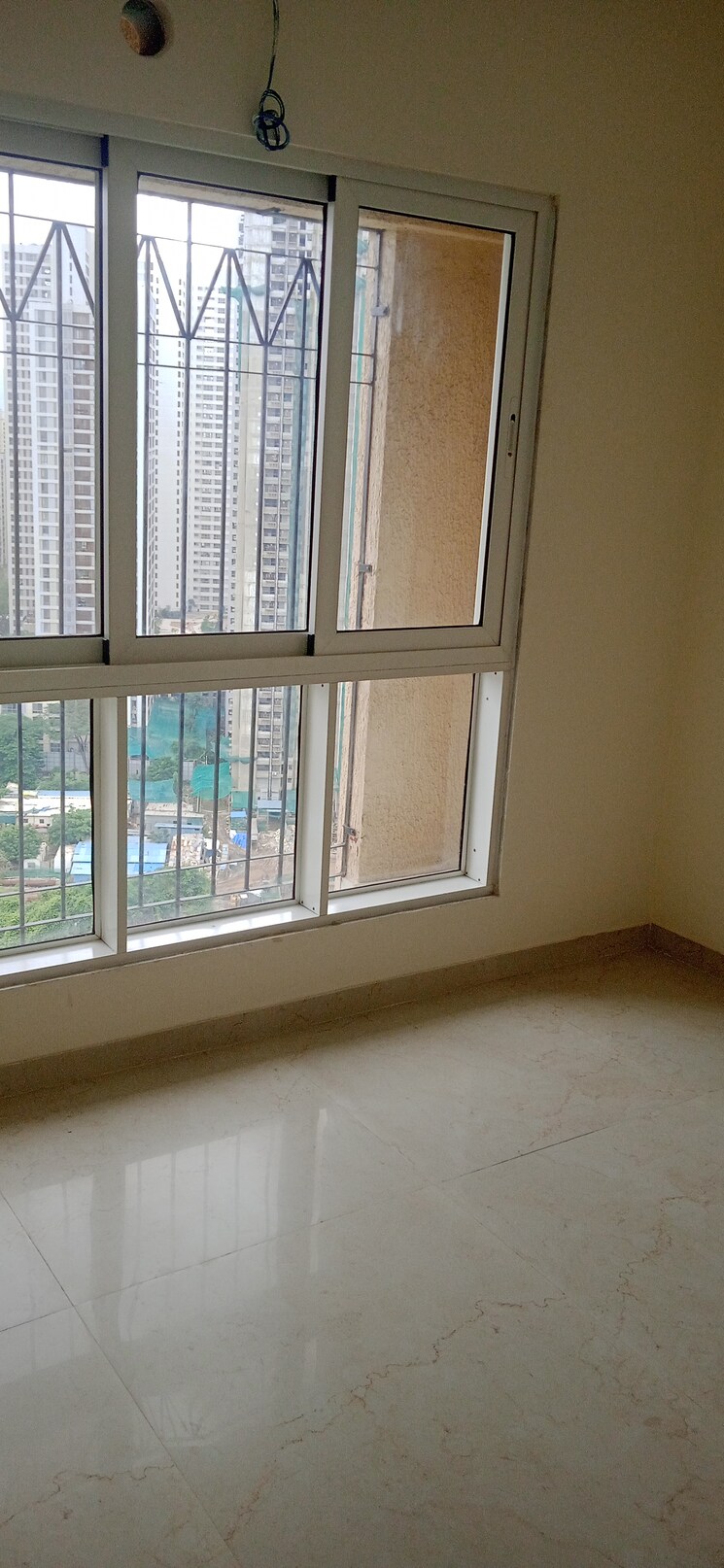 Room, dosti-west-county-phase-4-dosti-pine 2 Bedroom 747 Sq.Ft. Apartment In Balkum Pada Thane 7684096