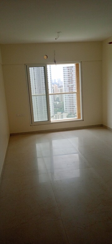 Room in 2 BHK Apartment at Dosti West County Phase 4 Dosti Pine, Balkum Pada – for Sale
