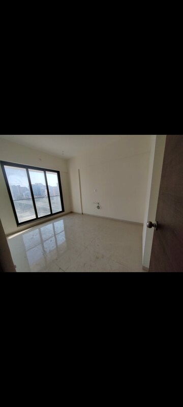 2 BHK Apartment For Sale in Khar West