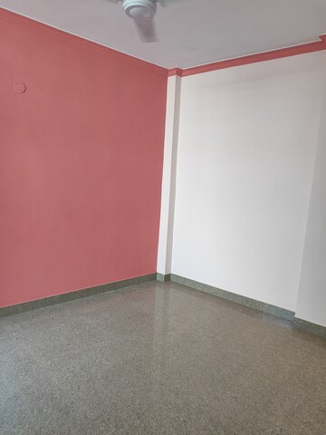 Room in 2 BHK Builder Floor at Kalu Sarai – for Sale