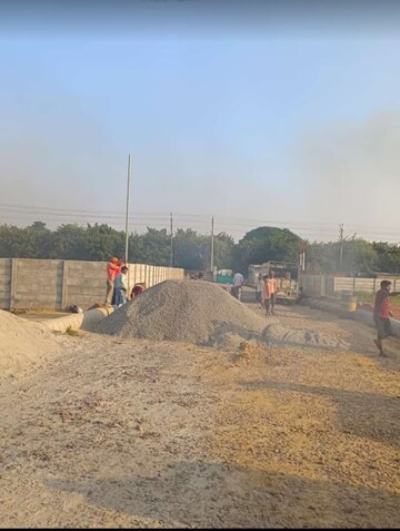  Plot For Sale in Amar Shaheed Path