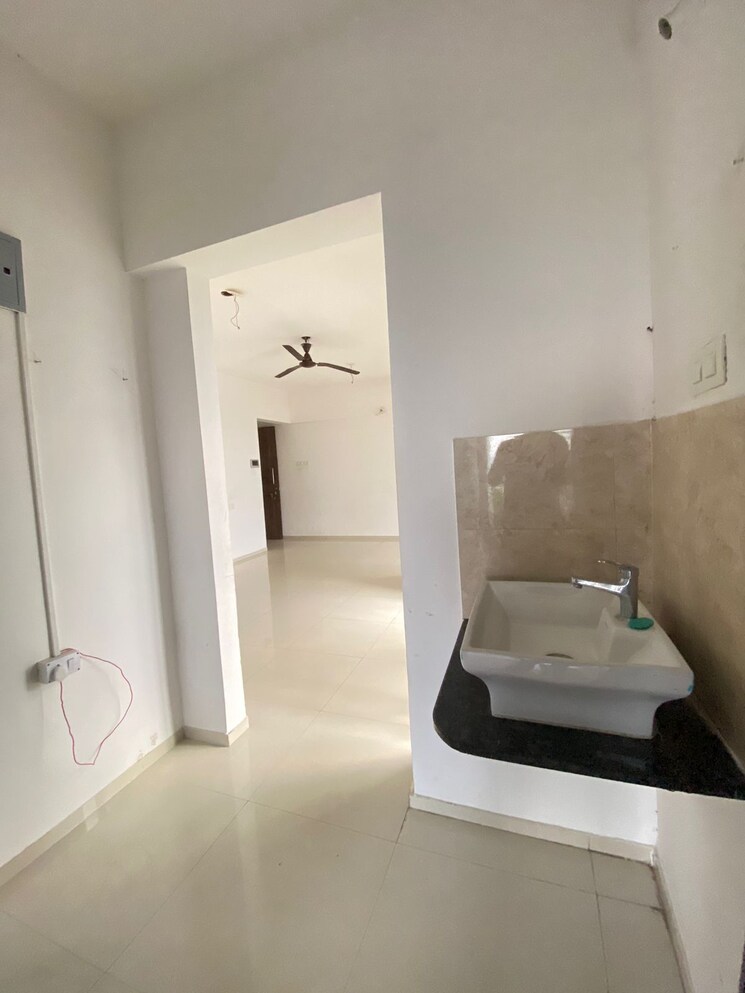 Bathroom, saarrthi-stanza 2 Bedroom 781 Sq.Ft. Apartment In Punawale Pune 7684665