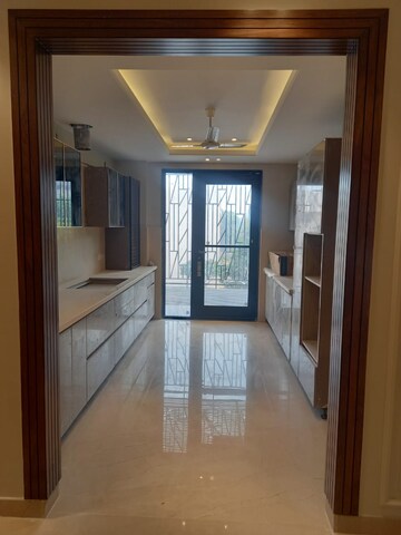 Room in 4 BHK Builder Floor at SS The Lilac, Sector 49 – for Sale
