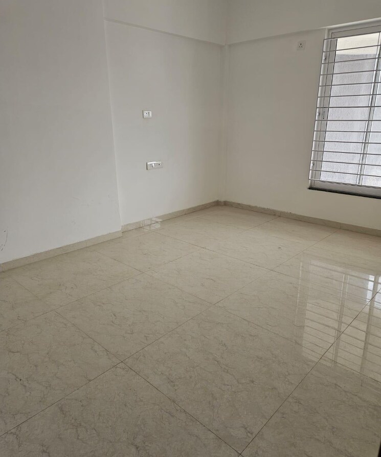 Room, royal-velstand-phase-2 3 Bedroom 1250 Sq.Ft. Apartment In Kharadi Pune 7684954