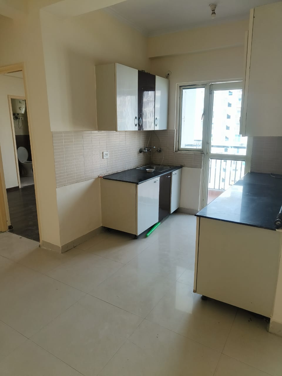 2 BHK Apartment For Rent in Futec Gateway Sector 75 Noida  7684960