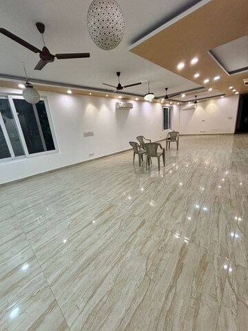 रेसिडेंशियल बिल्डर फ्लोर वर्ग यार्ड फॉर रेंट इन सोमी नगर दिल्ली  7685029