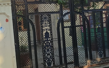 6 BHK Independent House For Sale in Sector 28