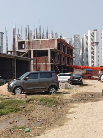 3 BHK Builder Floor – Exterior View View at Noida Central - for Sale