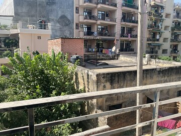 Balcony in 1 BHK Builder Floor at Maidan Garhi – for Sale