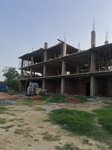 4 BHK Builder Floor – Exterior View View at Noida Central - for Sale