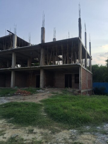 4 BHK Builder Floor – Exterior View View at Noida Central - for Sale