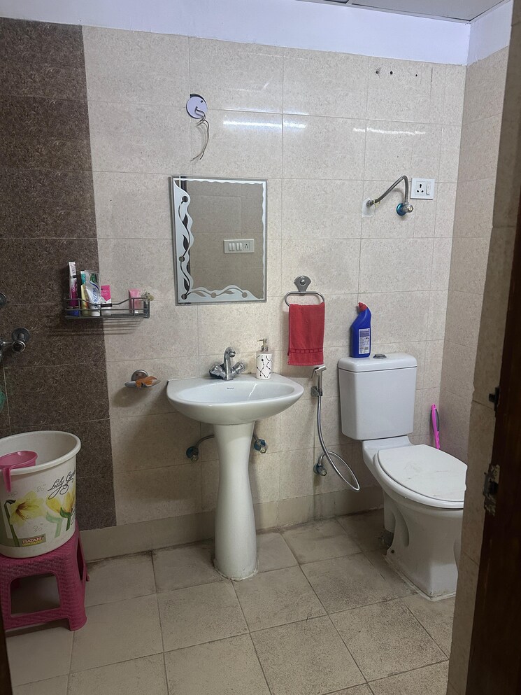 Bathroom, habitech-panch-tatva 1 Bedroom 410 Sq.Ft. Apartment In Tech Zone 4 Greater Noida Greater Noida 7685452