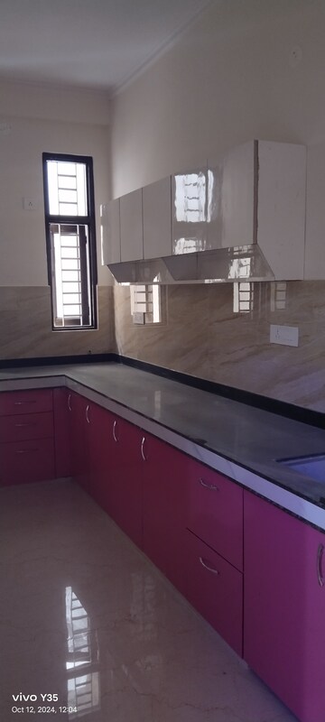 Kitchen in 4 BHK Villa at Kalwar Road – for Sale
