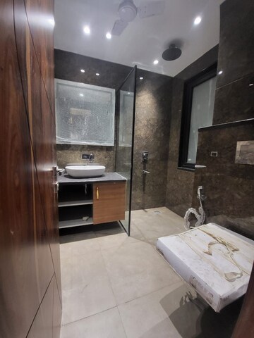 4 BHK Builder Floor For Sale in Sushant Lok 3, Sector 57