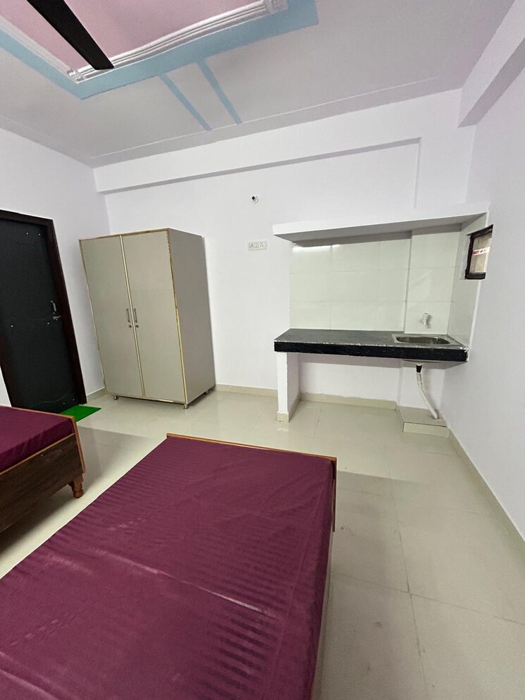 Room, sector 126 Pg For Boys & Girls In Sector 126 7685837