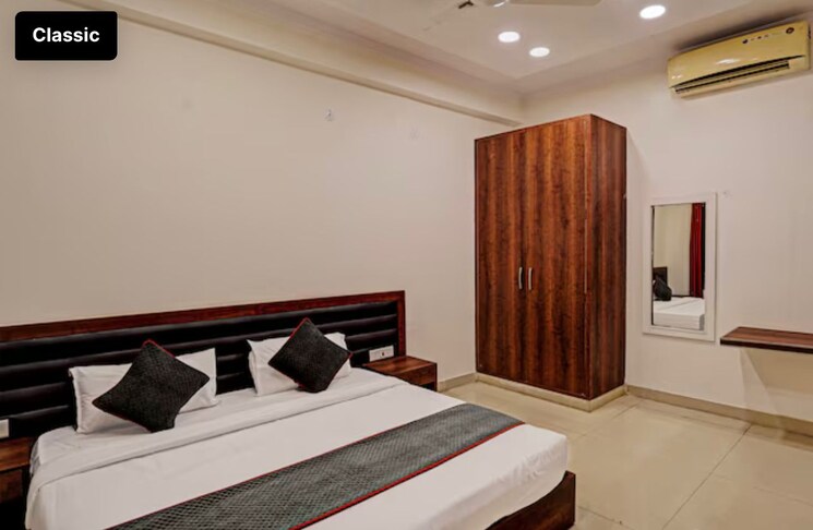 Room, sector 70 Pg For Boys & Girls In Sector 70 7685959