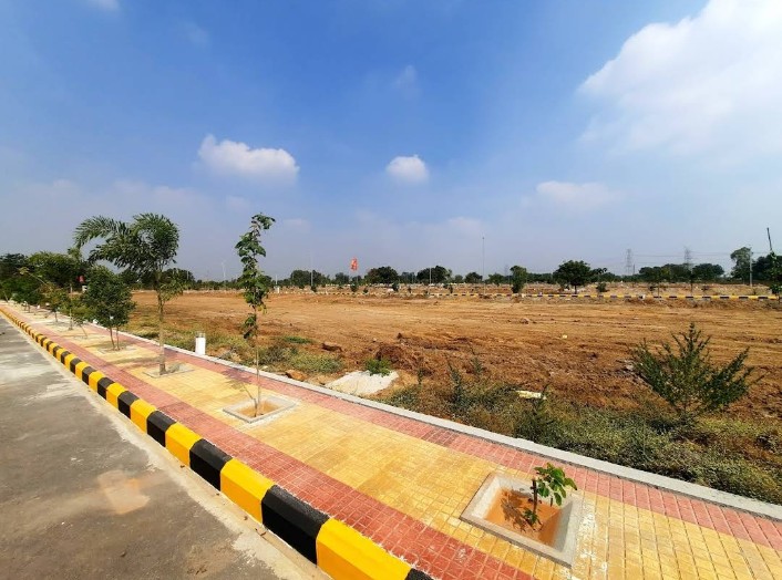 Plot For Resale in Peddapur Hyderabad  7685989