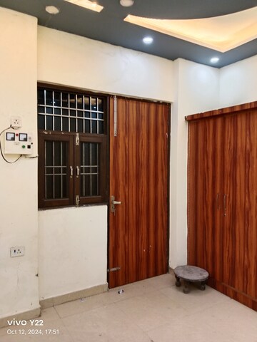 Bedroom in 3 BHK Builder Floor at Laxmi Nagar – for Sale