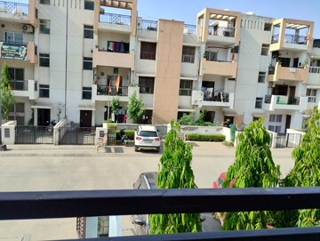 3 BHK Builder Floor – Exterior View View at BPTP Parkland, Sector 75 - for Sale