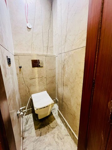 2 BHK Builder Floor For Rent in Dwarka Mor