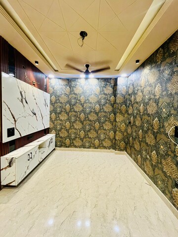 Balcony in 2 BHK Builder Floor at Dwarka Mor – for Rent