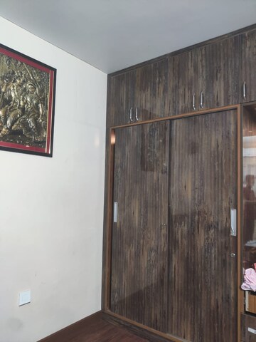 Furnished Amenities in 4 BHK Builder Floor at BPTP Parkland, Sector 75 – for Sale