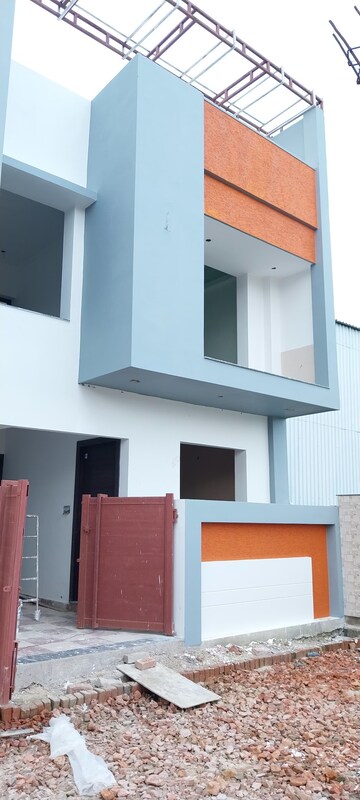 Kitchen in 2 BHK Independent House at Chinhat – for Sale
