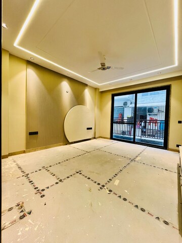 Room in 3.5 BHK Builder Floor at Sushant Lok 3, Sector 57 – for Sale