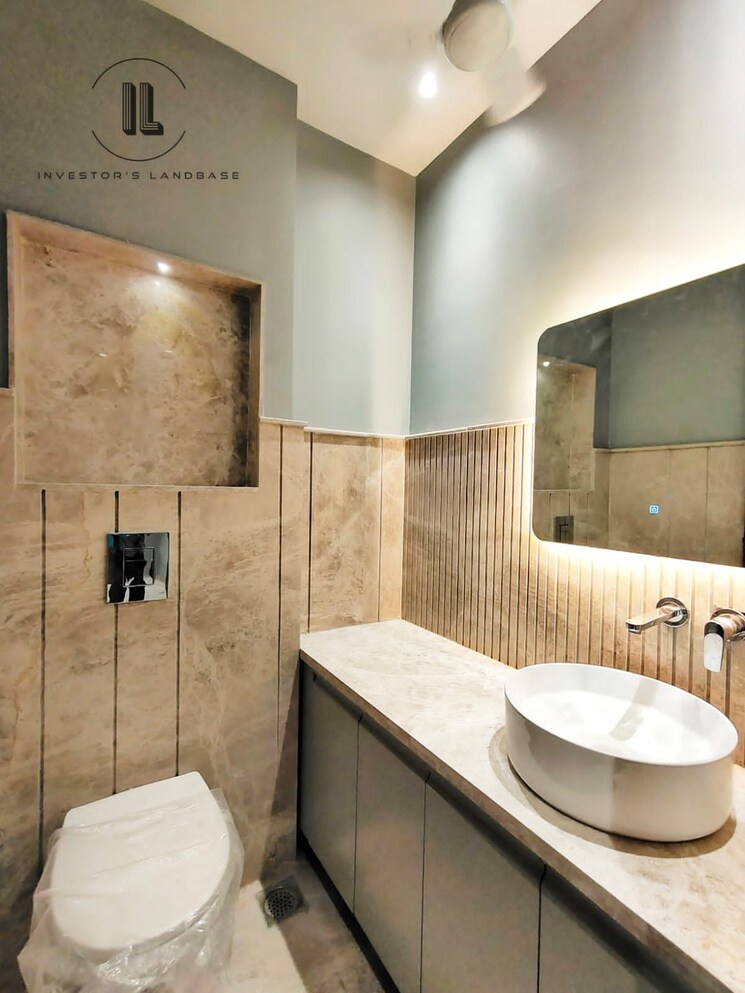 Bathroom, uppal-southend 4 Bedroom 3400 Sq.Ft. Builder Floor In Sector 49 Gurgaon 7686537