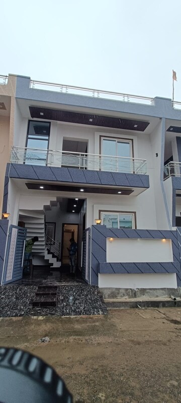 3 BHK Independent House – Exterior View View at Kursi Road - for Sale