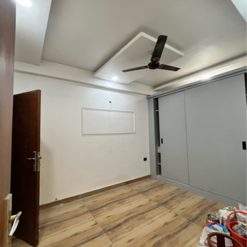 Bedroom in 2 BHK Builder Floor at Sector 107 – for Sale