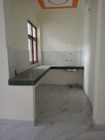 Room in 3 BHK Villa at Gomti Nagar – for Sale