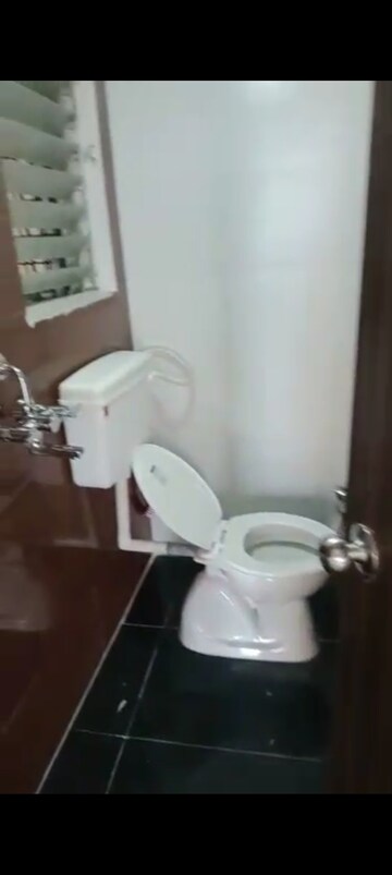 रेसिडेंशियल फ्लैट वर्ग फुट फॉर रेंट इन देओनर मुंबई  7686605