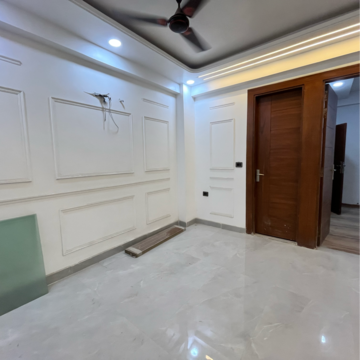 Kitchen in 3 BHK Builder Floor at Sector 107 – for Sale