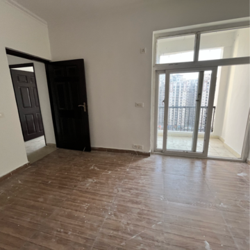 Room in 2 BHK Apartment at KVD Wind Park, Ecotech 12 Greater Noida – for Sale