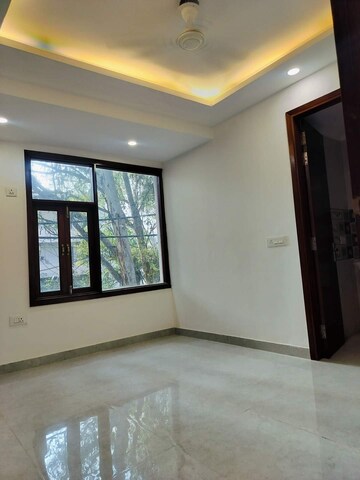 Room in 3 BHK Builder Floor at Chattarpur – for Sale