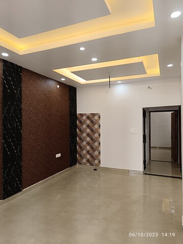 Bedroom in 3 BHK Villa at Faizabad Road – for Sale