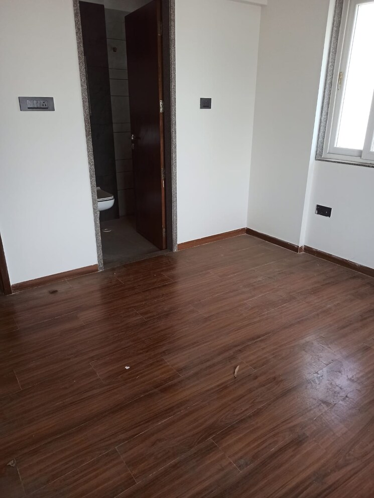 Master Bedroom, pragati-apartments-dahanukar-colony 2 Bedroom 1120 Sq.Ft. Apartment In Dahanukar Colony Pune 7686899