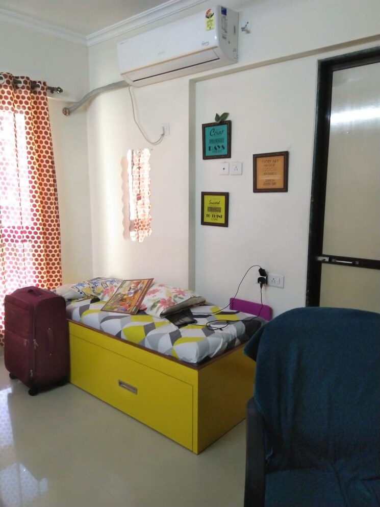 Living Room, shell-tower-chs 3 Bedroom 945 Sq.Ft. Apartment In Chembur Mumbai 7687024