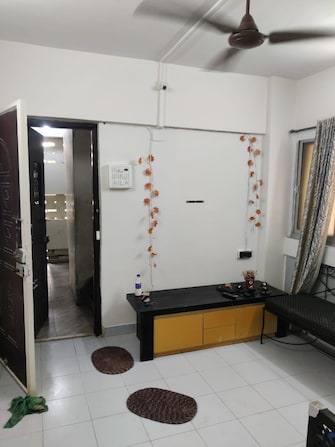 1 BHK Apartment For Rent in Golds Green Apartment Andheri West Mumbai  7687032